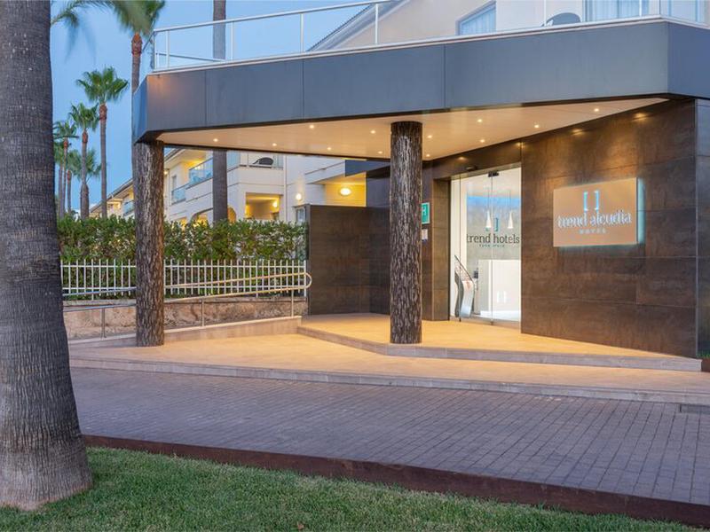 074652DE45B38B4B83D9182CA178BEC0