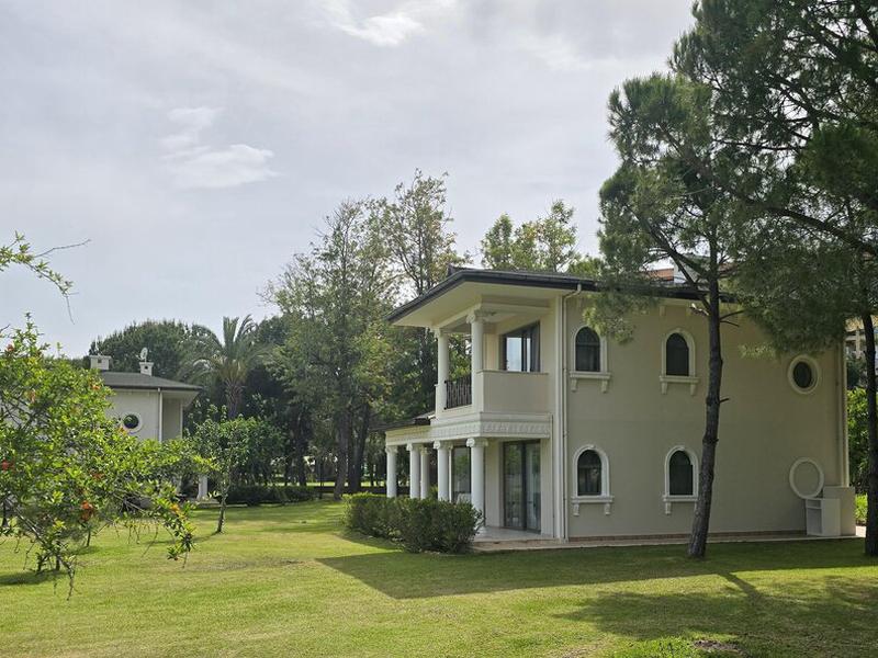 075A4218FF5B30F40E717281467A8456