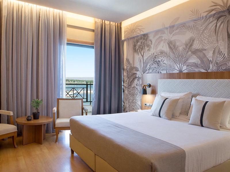 CF70DFE5F85E08CED76F8BA81673ABFE