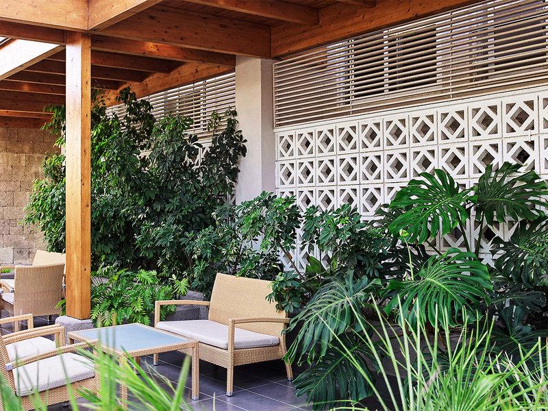 2202D47CA866DC80219D8F9F79C51957