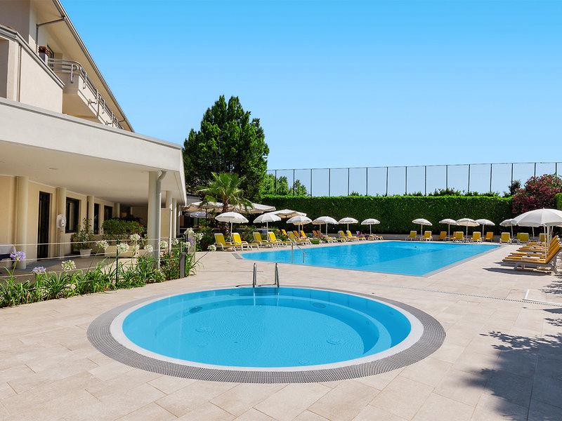 9E5501E8411646B1212F0F03C7BF09A9