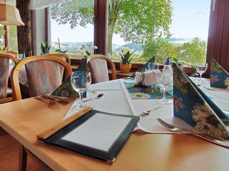 CB2FB269B6EA3DEED6A83793062C33F6