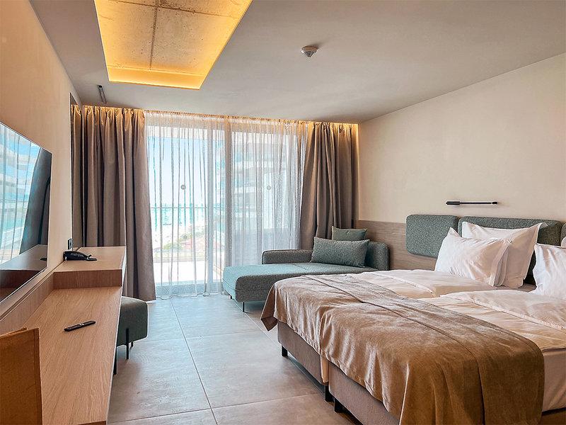 0B4825FAAD254A13FB1004803A0E2512