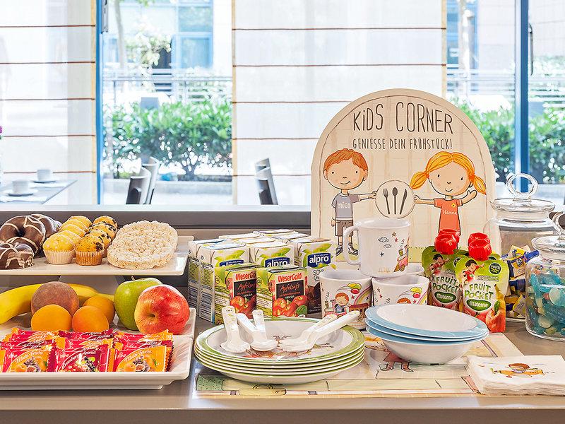 AE7B5E2DDEC81A52D6BF80C70534F7AC