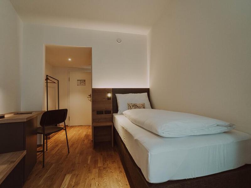 493C83234CAE75C039E991AC53AB73F3