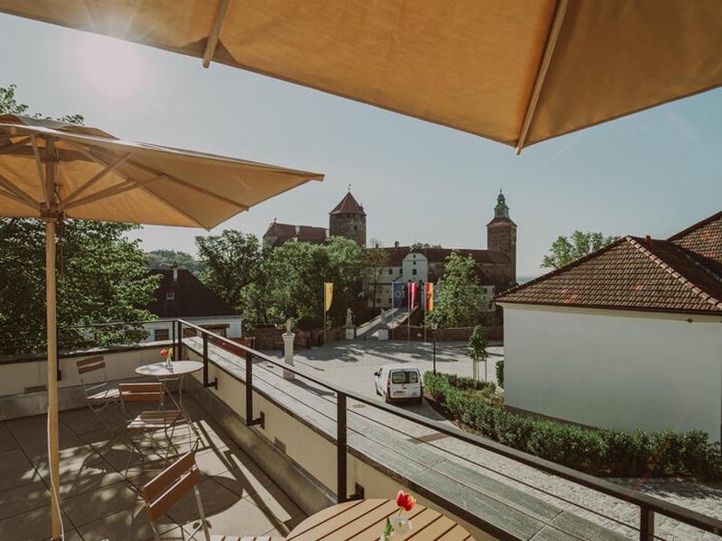 656C04EB88BFD6F710476559A3259586