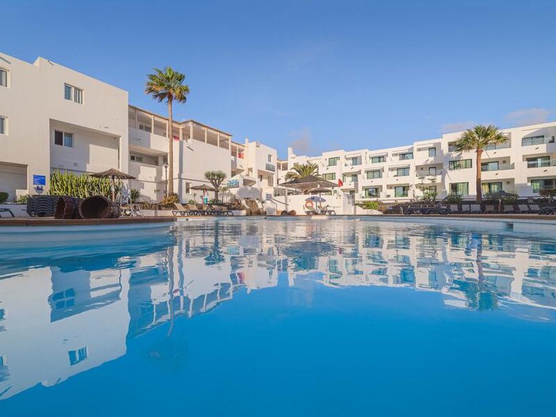 51FEDA2D1E19FA872A23F78C05A3067E