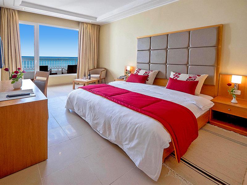 1E050D5956D5CD212939A66690957F18