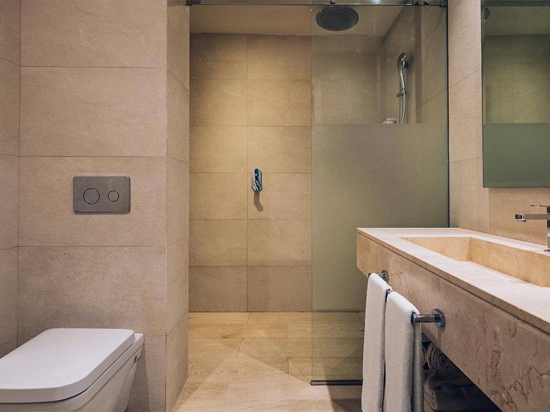 E12153762B678C535E9320AF2E034CF7