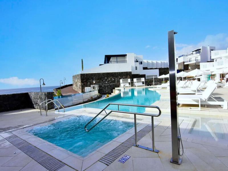 BCB07591C4AB4F48112EE86E5A362205