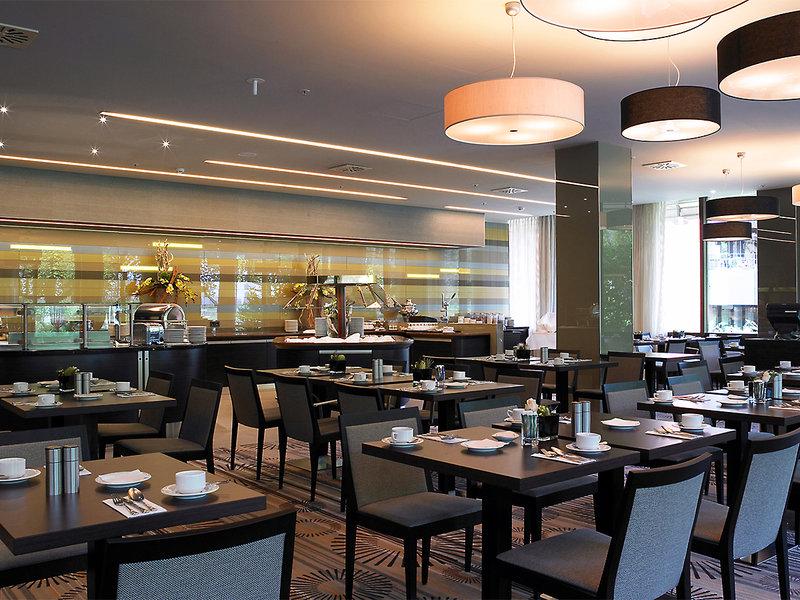 0AE1896B3B1ED04B36EFFC6436E5CD8E