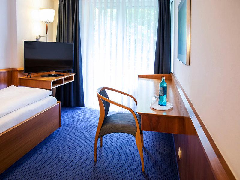 866DE2DFF653331329CDF7CBAD1DFF83