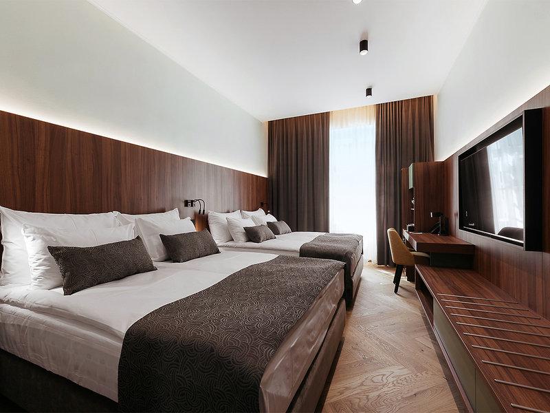 5F208CC90850ABF328A43E60032205D6