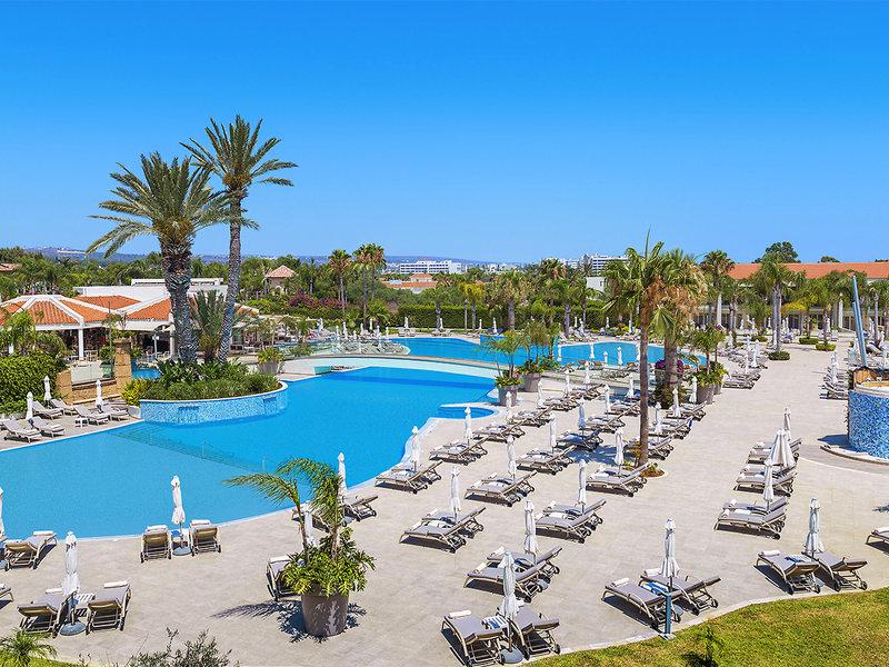 151BEDC89F9D38916DEC9EA9F3622C10