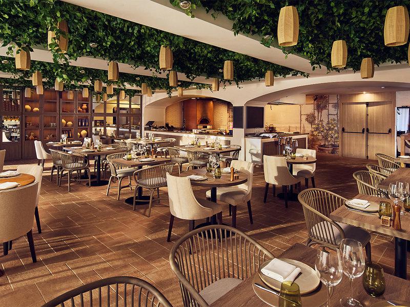 F2407F10FA8786DB17B245B843D041C6