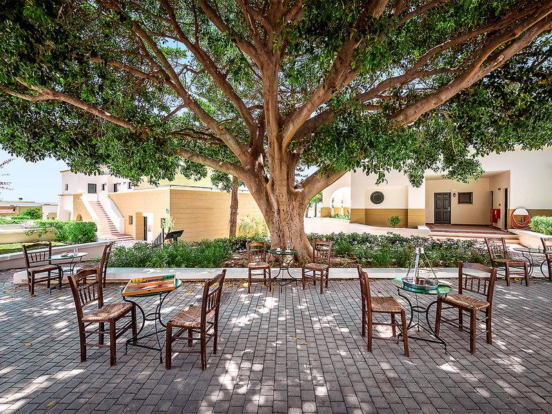 90B94203BF8A4411E59C952918A9BFD6