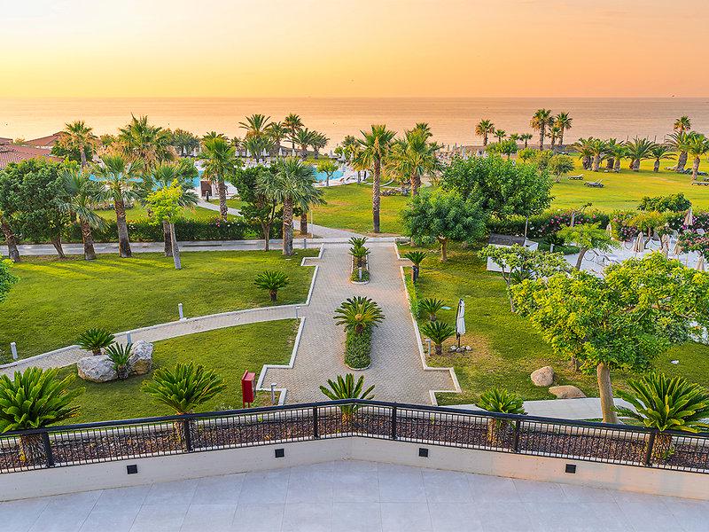 61C1F217F587DC0B9F304436FB1385CF