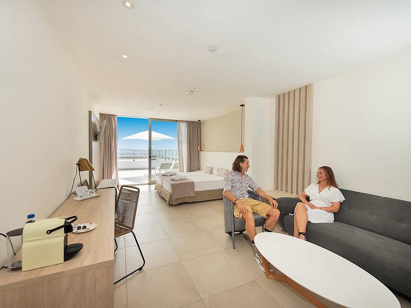 4B1E0FFC52E6EDCF7106A97B31804E6F