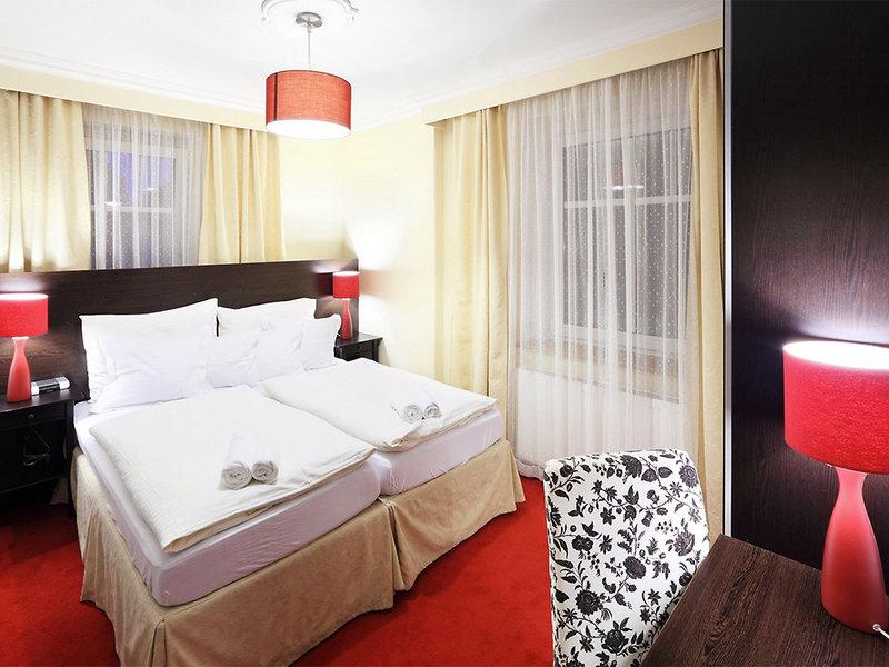 217B8588AA7E48E0A743ABBAD8A13E80