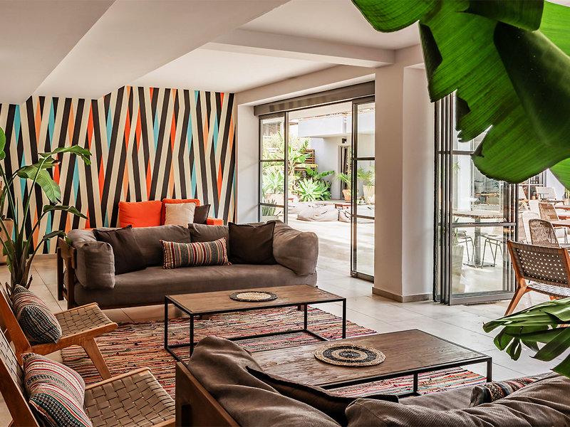 8238DD996306716D79078FEF23B55CCB