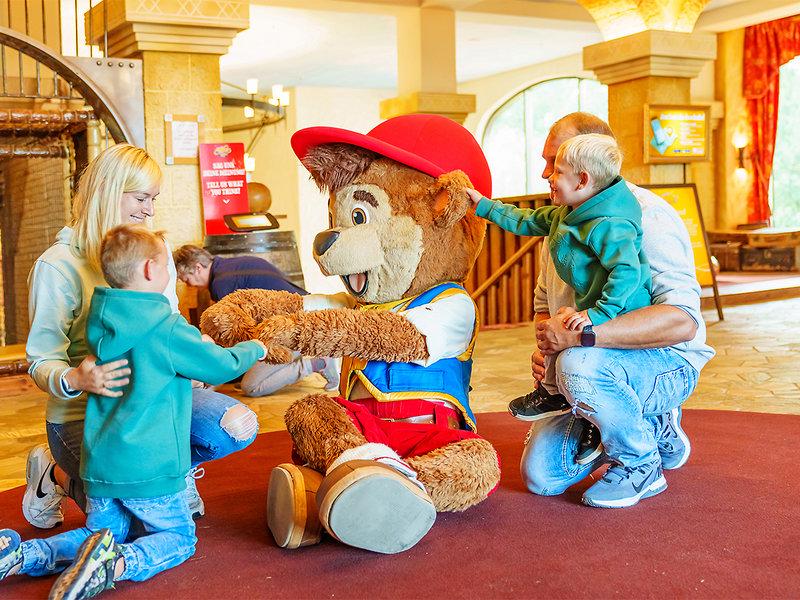 63CF4FE067547C33A596850075086264