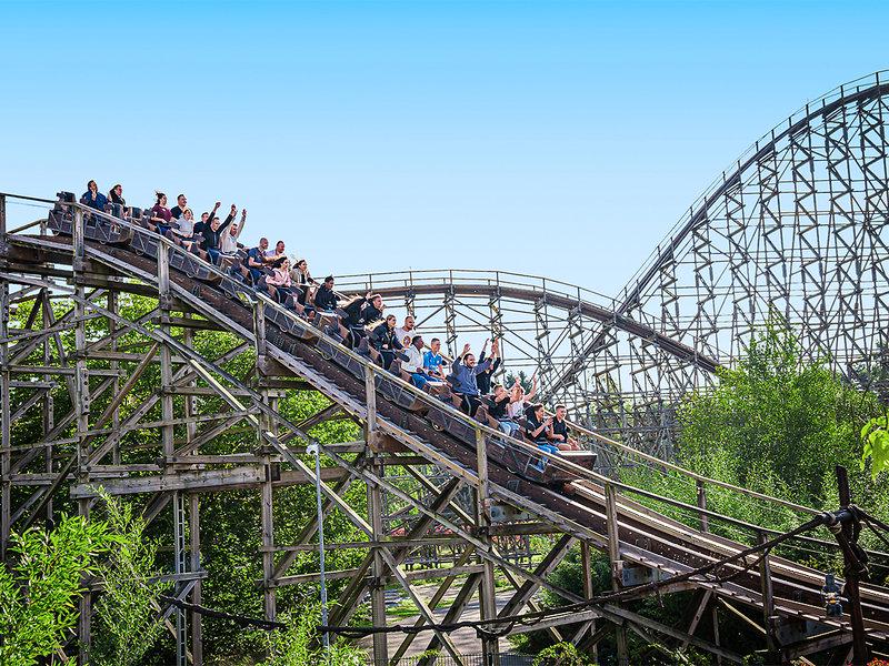 7ACD51294516BBCF27B909A92370D510