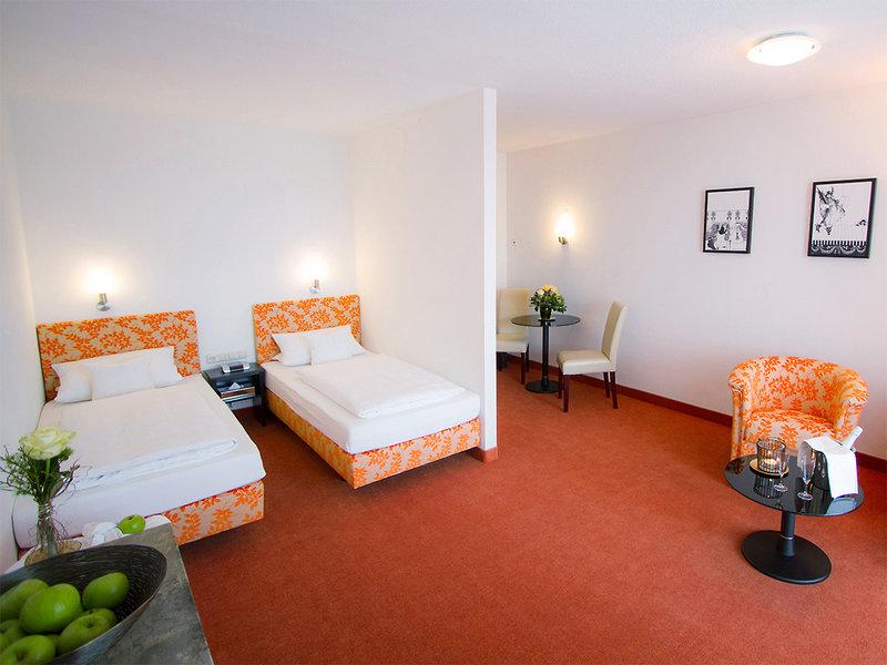 706FD8E3EB70A4F7CAAB640F9DB13F9E