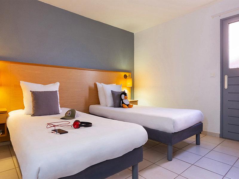 85A07AFD7AD2092EC892F488DAA814DC