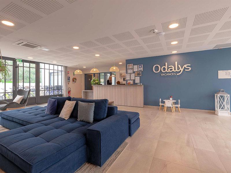 09B45B729C151F23E442550E4784CBF6