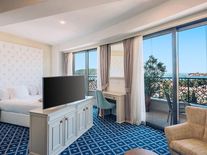 2B55AD1355A9598C93D223031D09265B