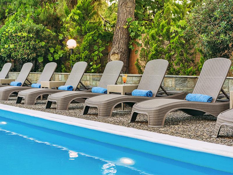 96AFADE802D666F93941CE93251D998E