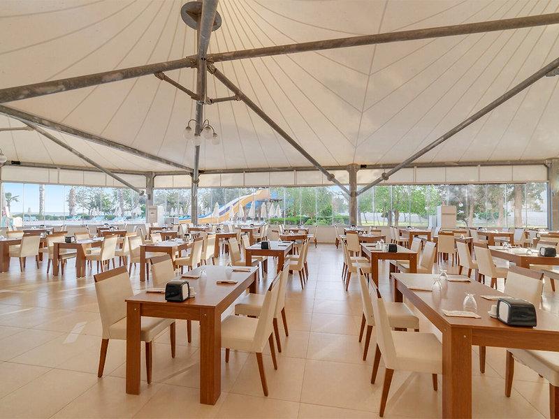 E90C056E67B9AAAF171E9F34F8D7BF63