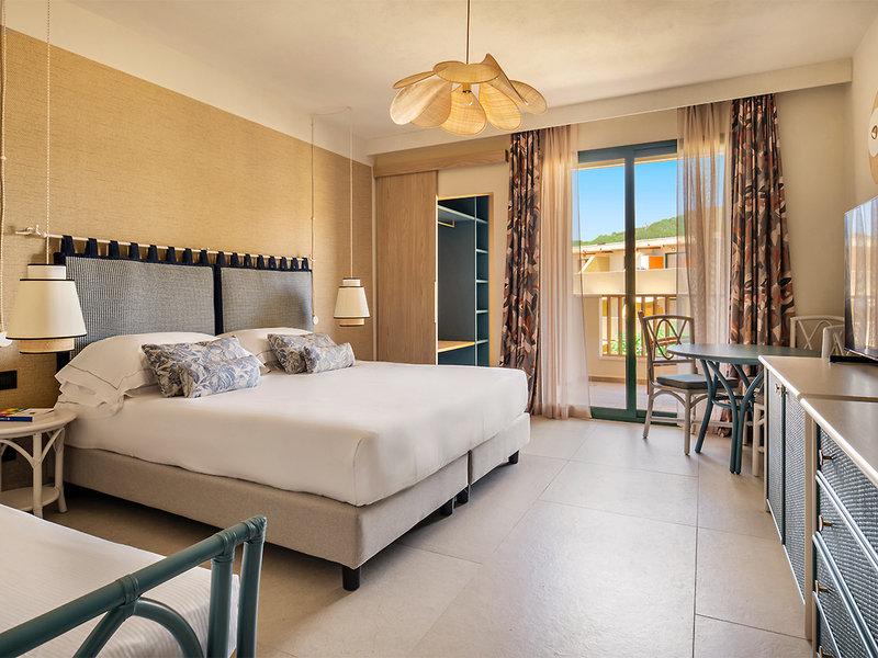 F0D2D126610CEF47ADCFAF535995E403