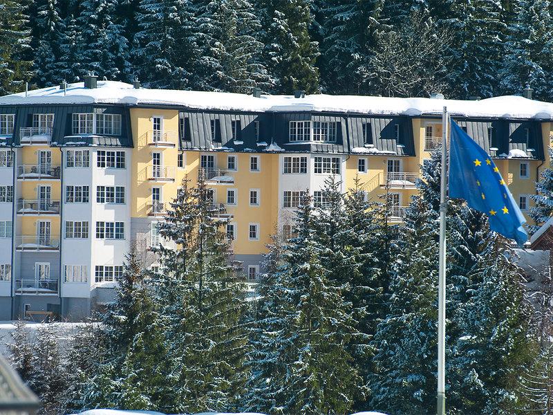 CD4E6D05288352149D92B20447082E7E