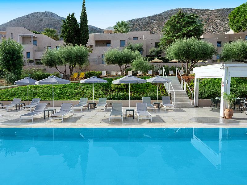 050FF82110181CAB376ED73DE145C011