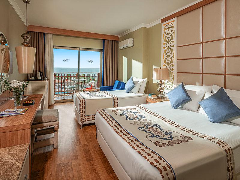 AE4D2EB6BF6E42DEB25B3B0292C436BA