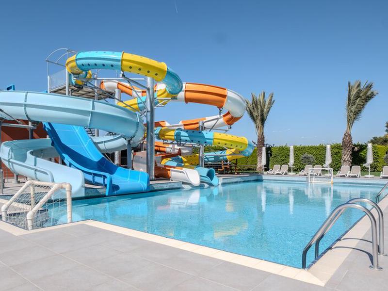 A88B42319D9D4E3FCB7DFBA17BCDEED1