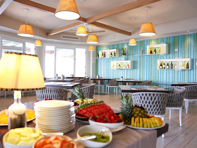 F2E9550C3671442F48E63DAEDBA279A8