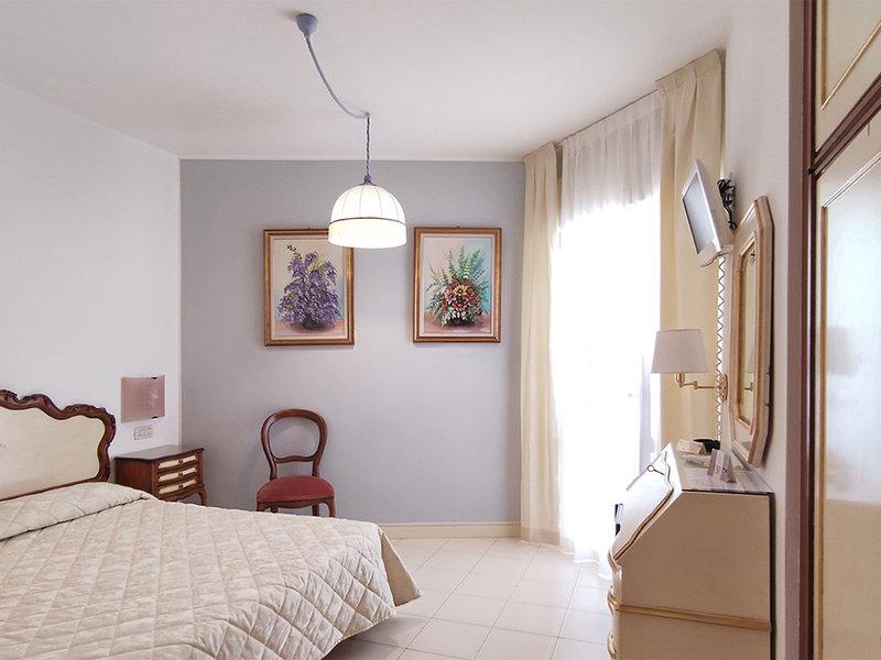 07CB13BD3FADB80C5C8186F1A5BFAC0C