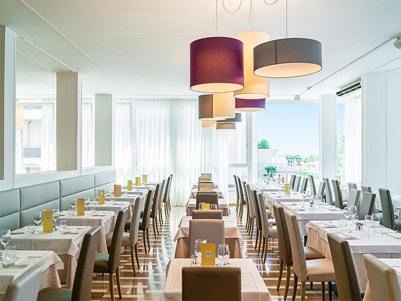 AB7551C5E17F412E3BFED1405034E18C