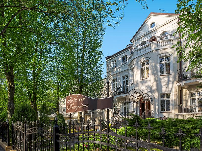 CE961F7C7098A52AA2C4259E3FCF8C66