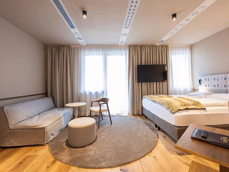 EEC547A676F01D2E5E05B831AE78D110