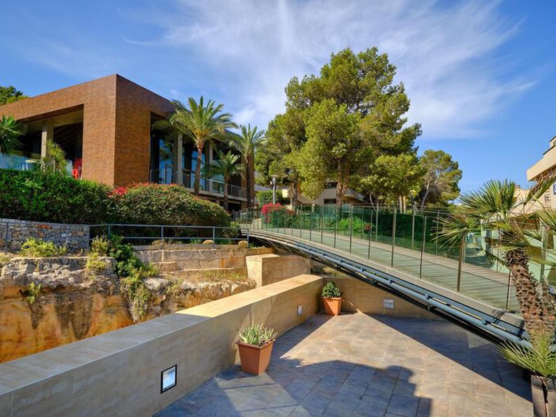 CD1501E4141DBE4BE8E2ABD791D5B165