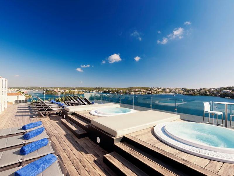 F496B6AA6E86E8990192BB09A3FAAEA0