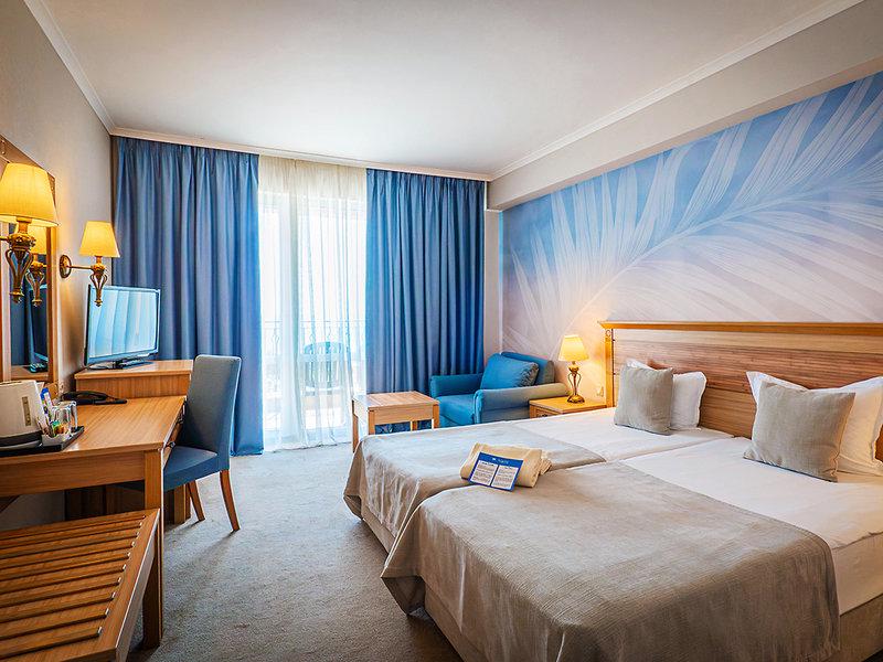 0294DBC6C6ACC72FFD00943AEDE28E8B