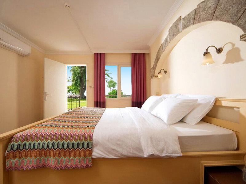 E724C29BD43A42180F44CDDEC2570647