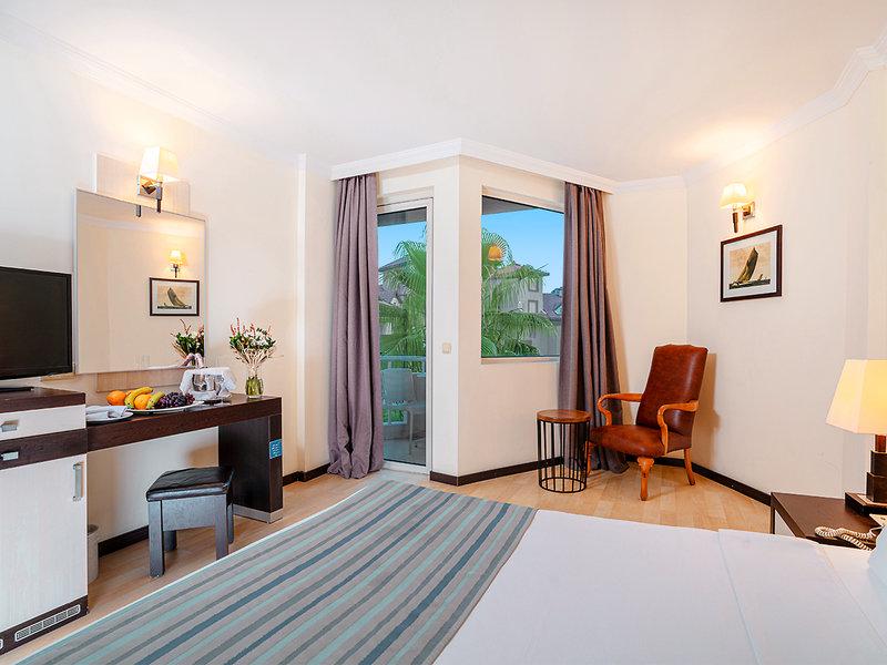 F52148C522C9962F6D841AFA08CB3646