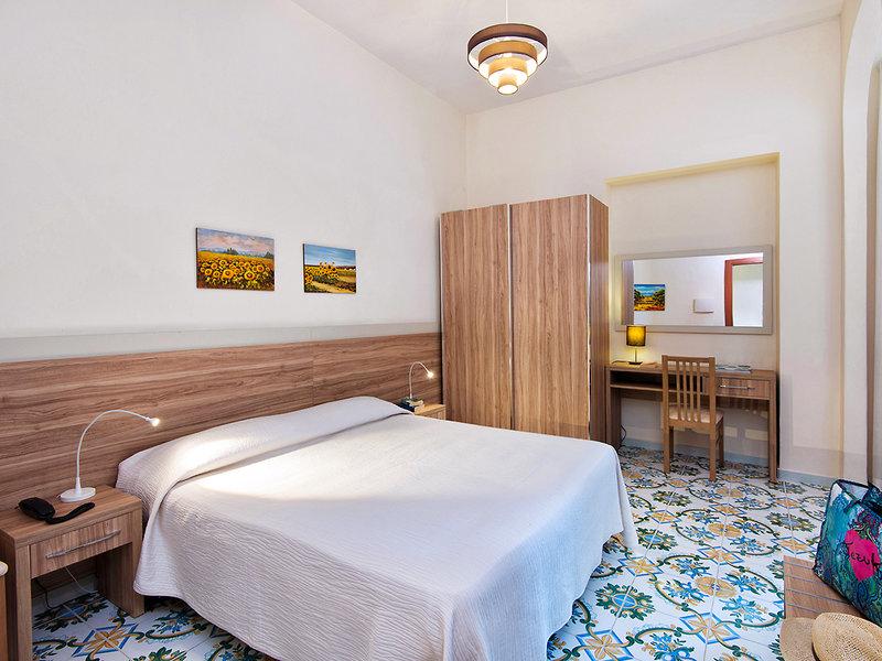 214AB904AAA5E72D97C74DD26BE52BA8