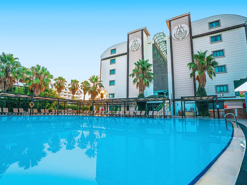 5A92466E64A41D8568AE6AD737B27E60