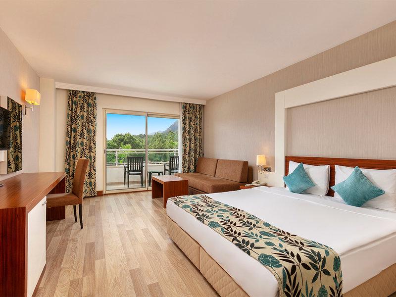 2EA6C84AA340F7EE3A897FAEE8CA423D